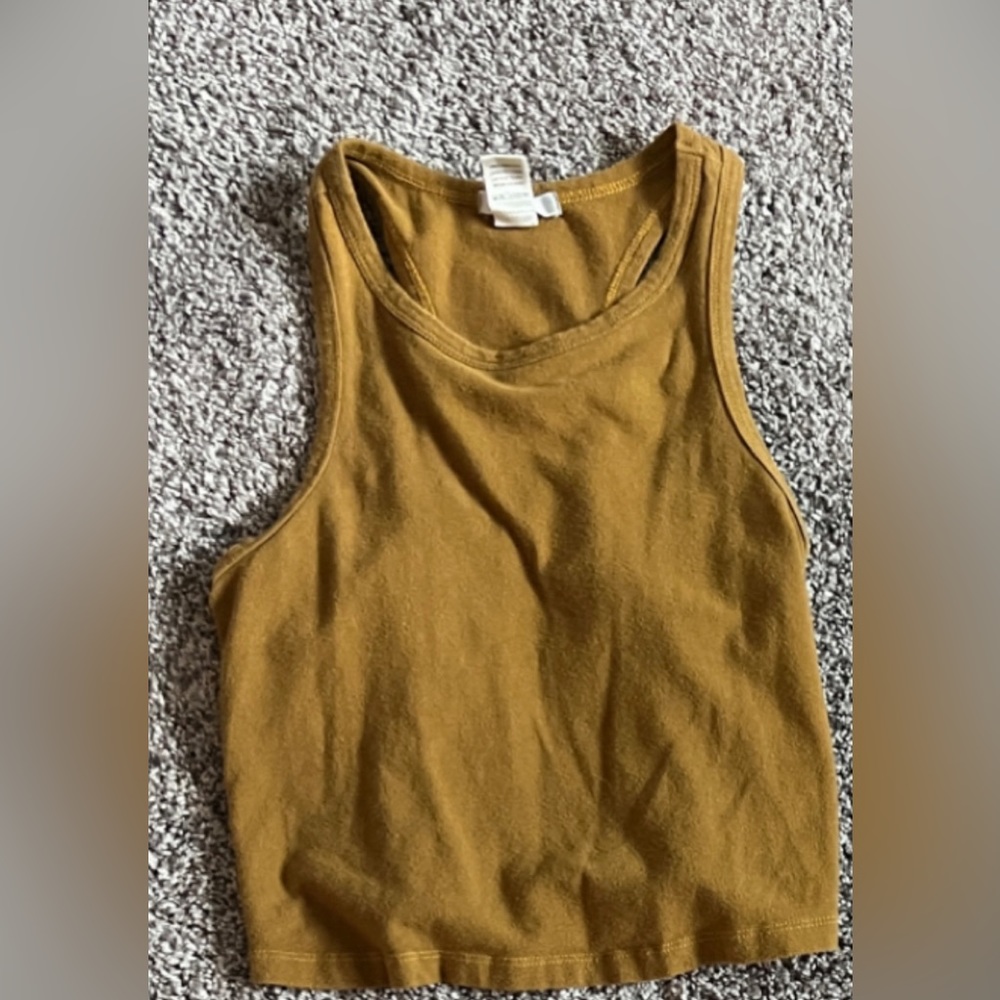 Orange/yellow top